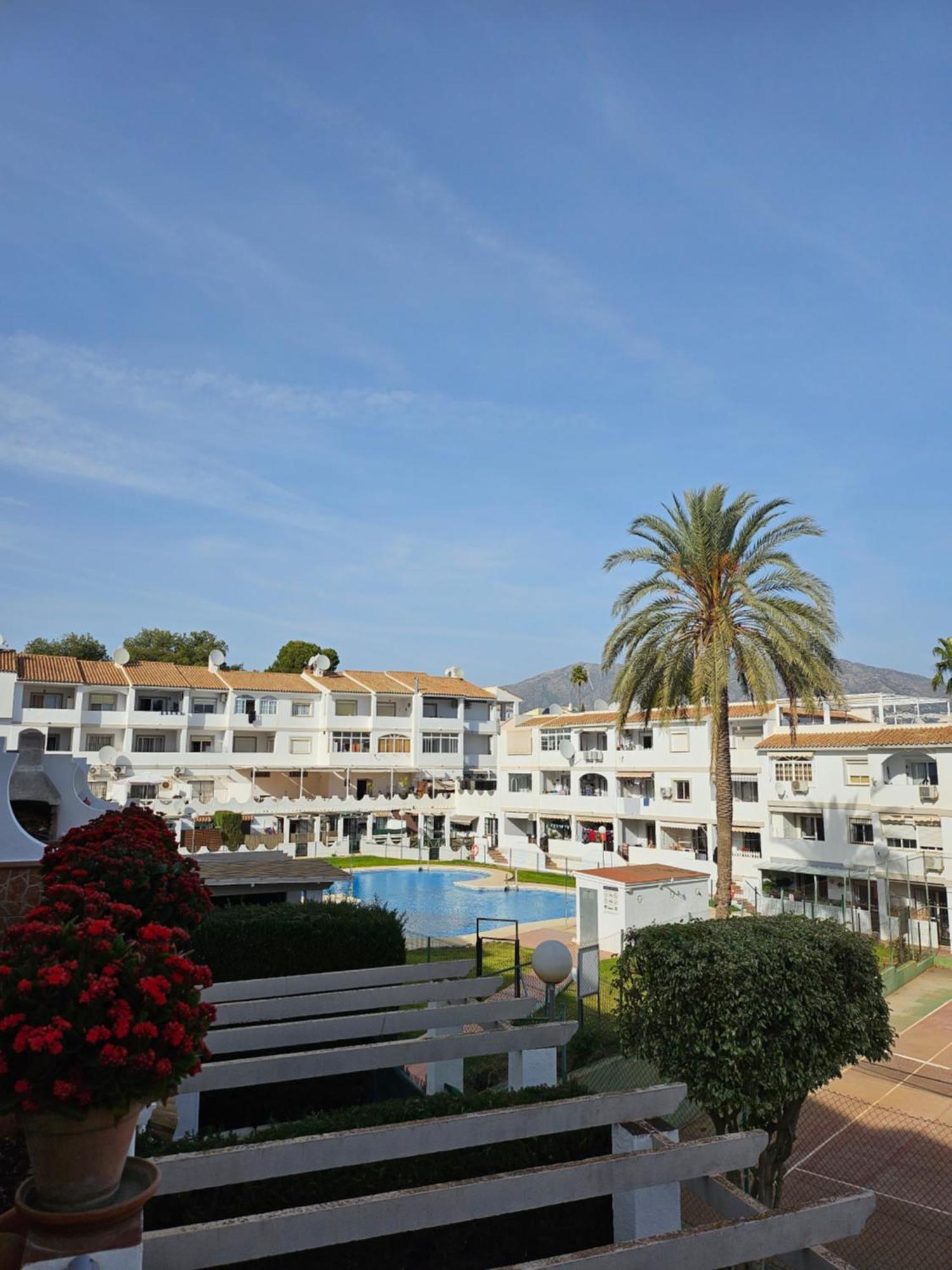 Apartamento En Mijas Con Terraza, Capacidad Para 5 Personas Con Piscina De Temporada Málaga Buitenkant foto